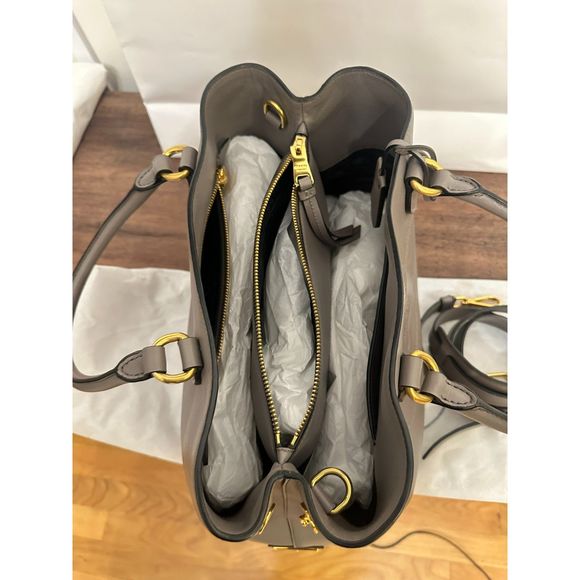 LUXURY PRADA SHOULDER BAG HANDBAG 1BA579 : ARGILLA COLOR, LEATHER NEW - Picture 3 of 7